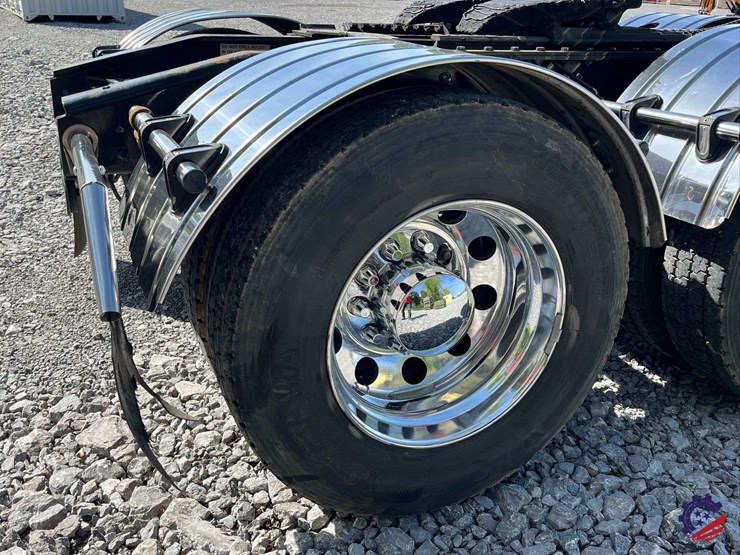 2024-international-hx520-image-11