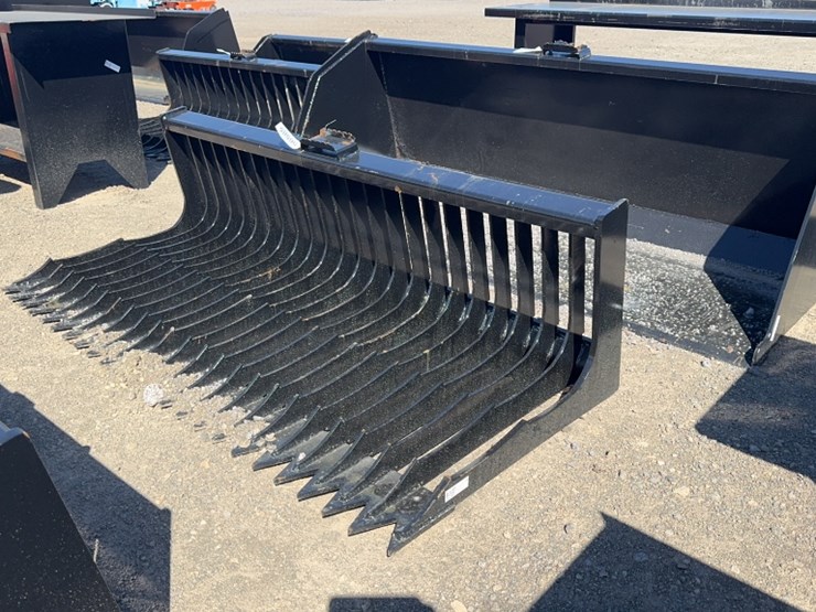 #1022-•-70"-skid-steer-skeleton-bucket-image-1