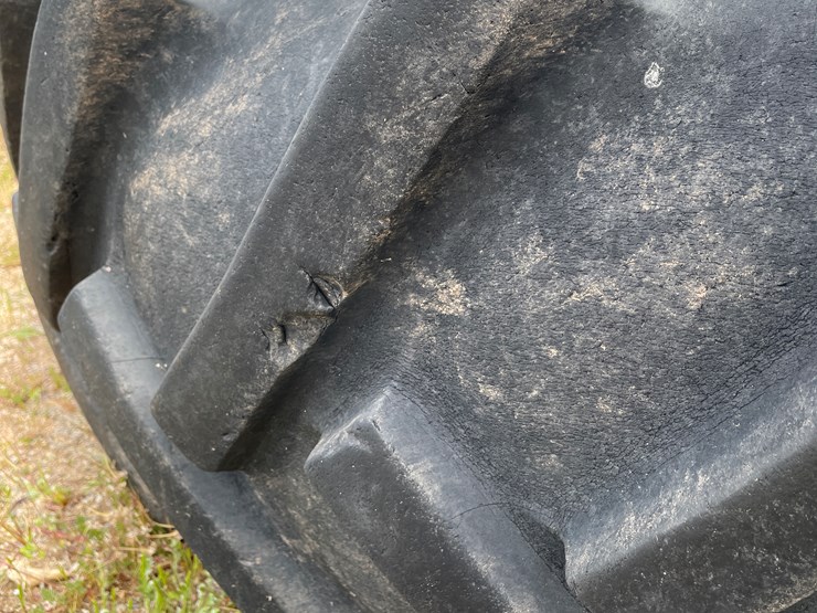 #4089-•-bf-goodrich-tractor-tire-image-6