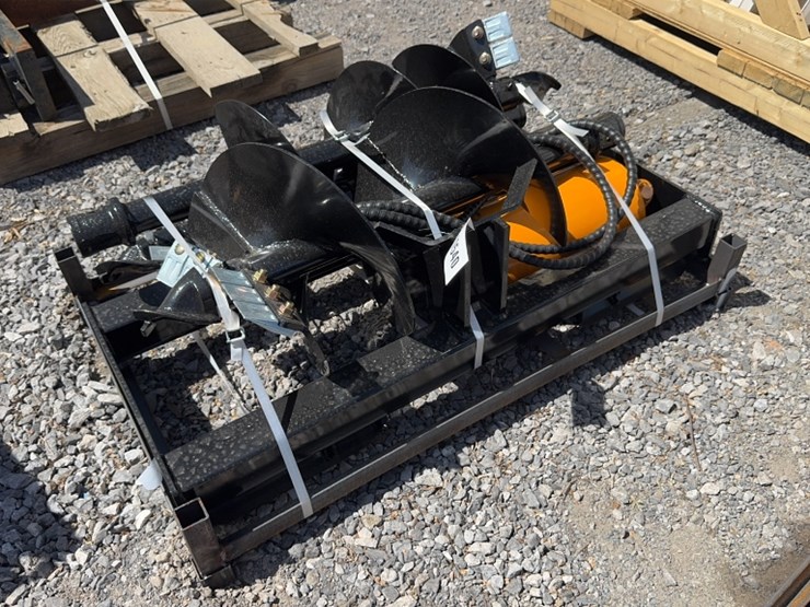 #6092-•-future-skid-steer-post-hole-auger-image-2