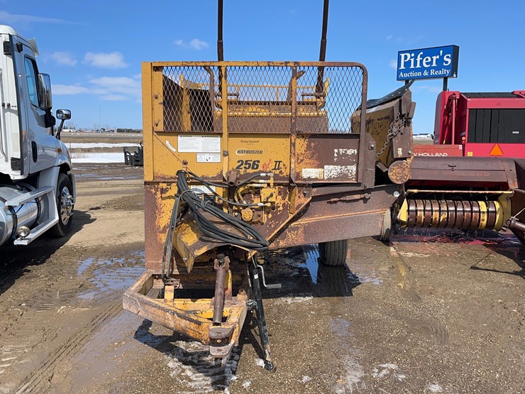 haybuster-256-plus-ii-image-2