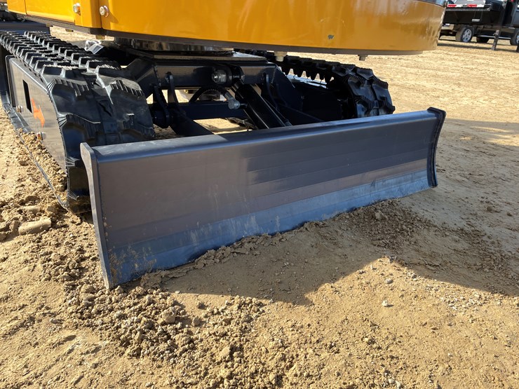 #1035-•-new-ats-rt15r-mini-excavator-image-35