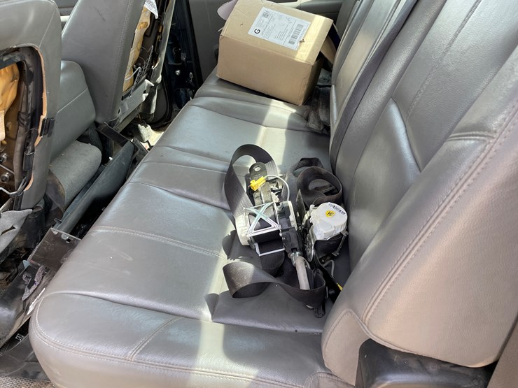 2009-chevrolet-2500-image-43