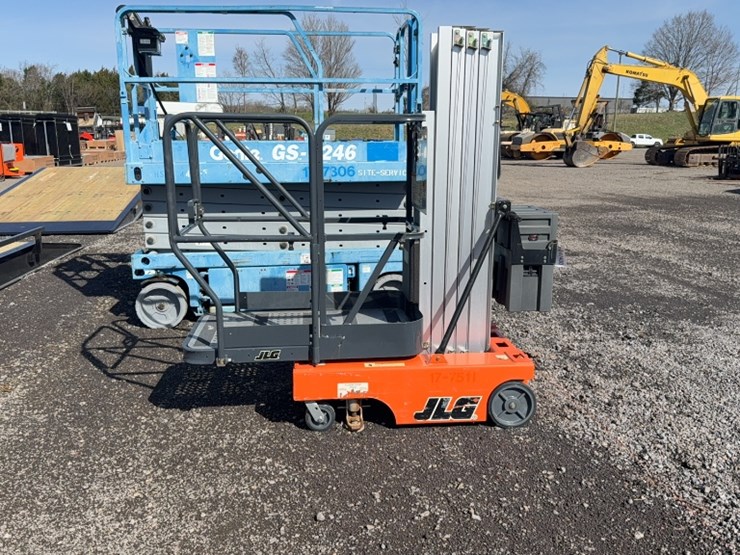 2008-jlg-15sp-image-4