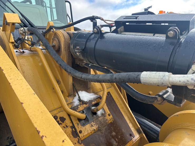 caterpillar-950gc-image-44