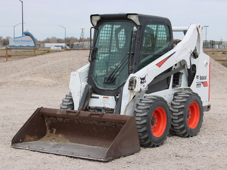 2017-bobcat-s590-image-1