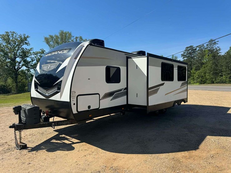 2021-radiance-28bh-bumper-pull-camper---bunks-image-27