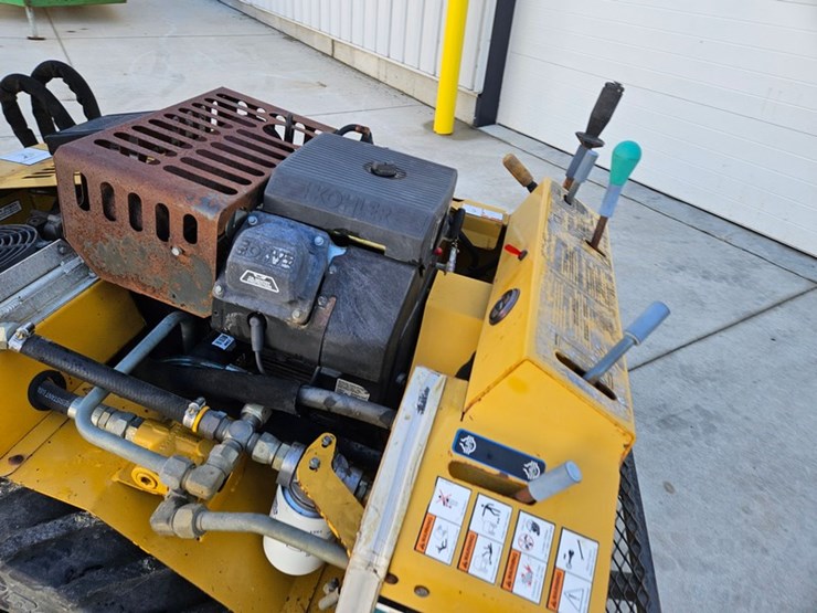 2007-vermeer-v2050-image-17