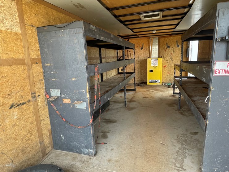 #4013-•-haulmark-enclosed-trailer-(az-title)-image-21