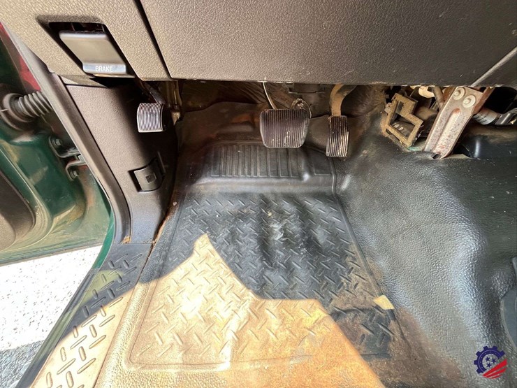 2011-ford-f150-xl-image-67