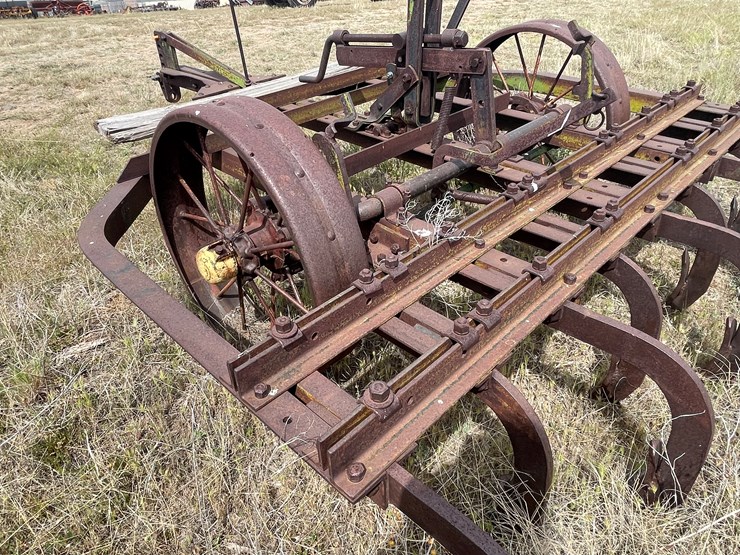 #4085-•-john-deere-steel-wheel-riper-image-7