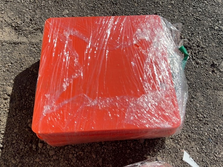 #1083-•-qty(4)-15"-x-15"-crane-pads-image-1