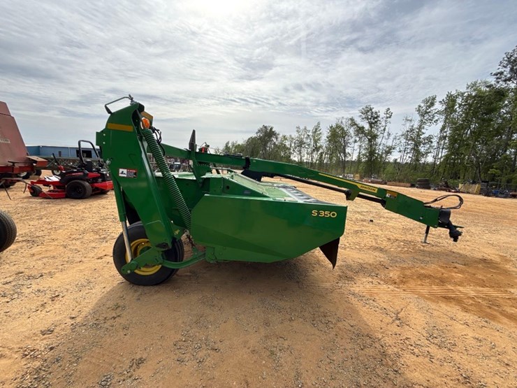 john-deere-10-image-7