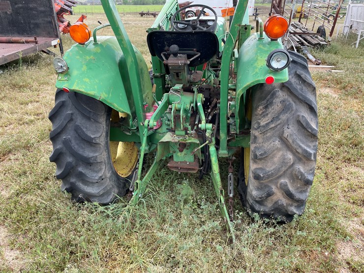 john-deere-1050-image-14