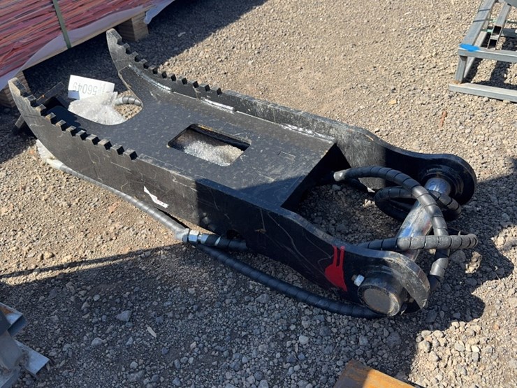 #1053-•-future-excavator-hyd-thumb-image-2