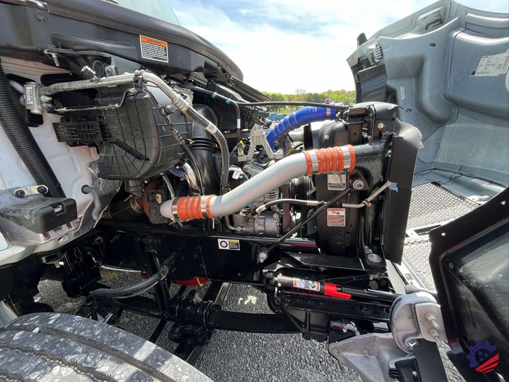 2025-kenworth-t380-image-91