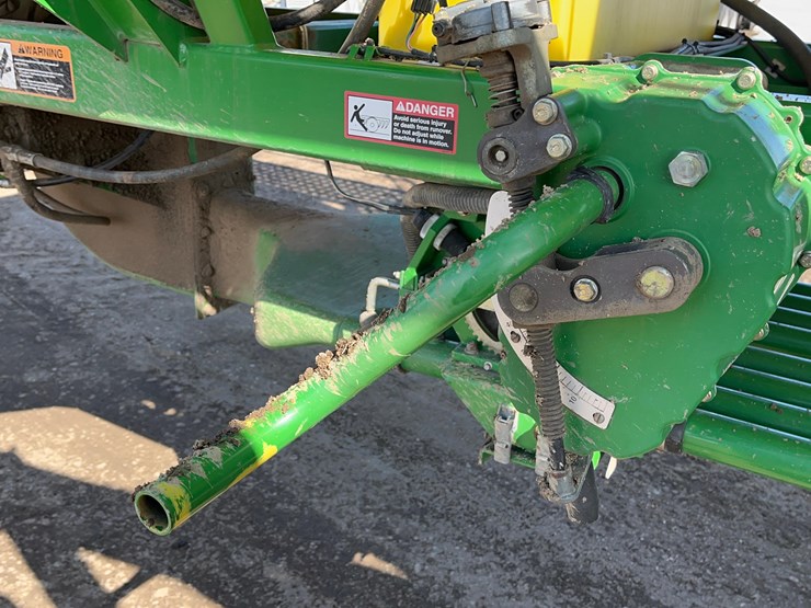 john-deere-1890-image-16