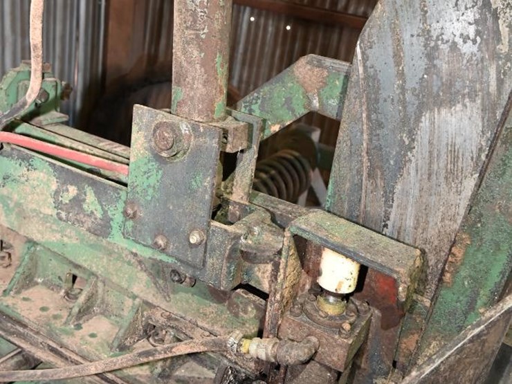 #116-•-cleereman-38-3hb-carriage-and-track-image-34