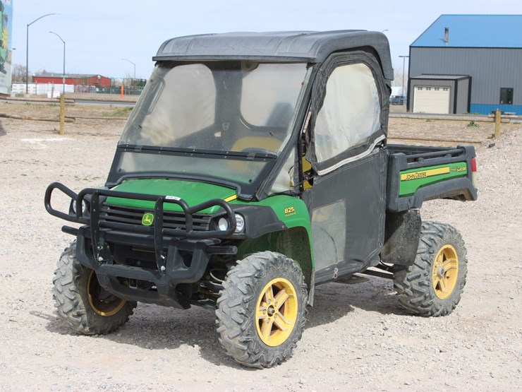 john-deere-gator-image-25