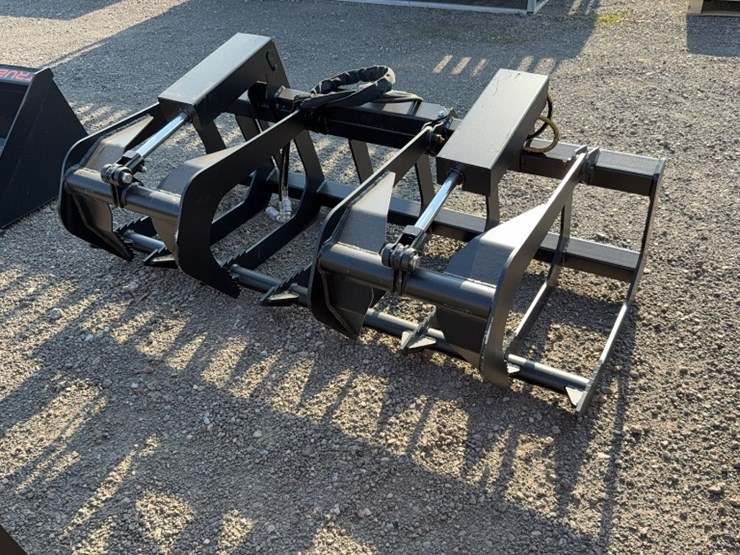 #2085-•-trubilt-66"-skid-steer-2-cyl-grapple-image-1