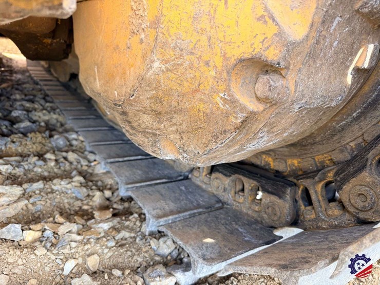 2018-komatsu-d51exi-24-image-15