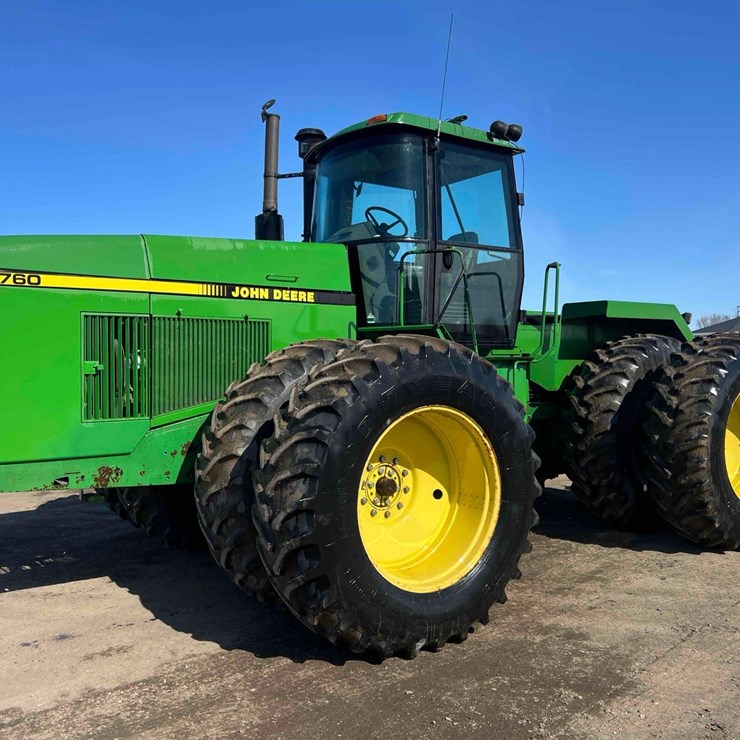 JOHN DEERE 8760