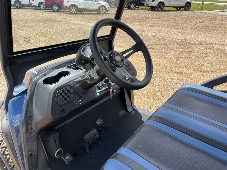 2023-bintelli-electric-golf-cart-w/-on-board-charger-(4.2-miles-showing)-image-9