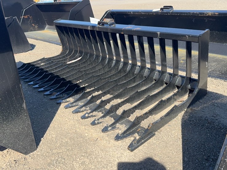 #1037-•-74"-skid-steer-skeleton-bucket-image-1