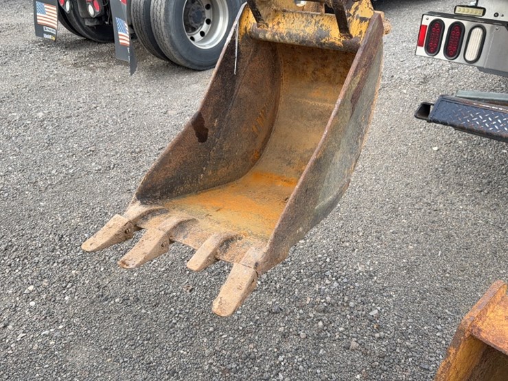 john-deere-310d-image-12