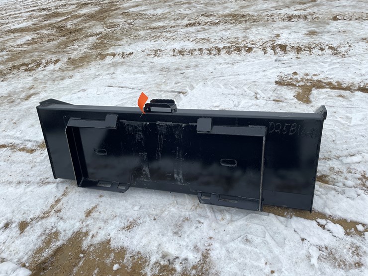#2042-•-skid-steer-mount-66"-bucket-with-blade-image-6