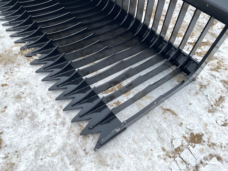#2046-•-skid-steer-mount-72"-fine-tooth-skeleton-bucket-image-10