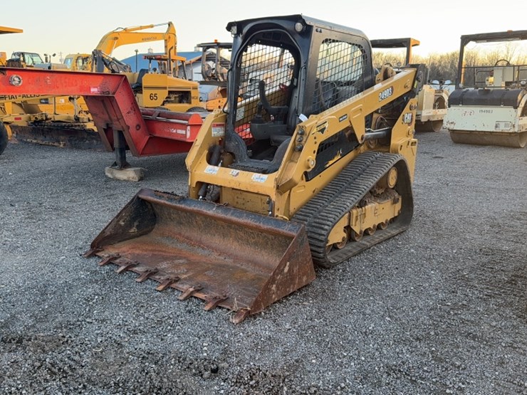 caterpillar-249d3-image-1