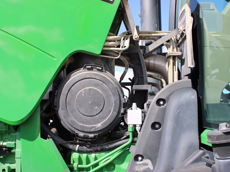 2012-john-deere-8270r-image-87