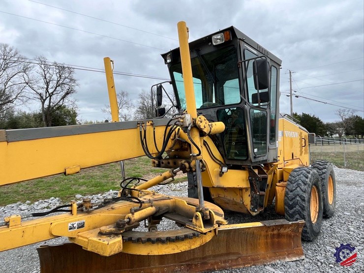 2003-volvo-g710b-image-21