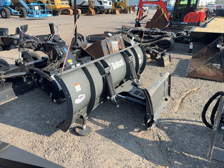 #2067-•-bobcat-96"-skid-steer-4-way-snow-blade-image-3