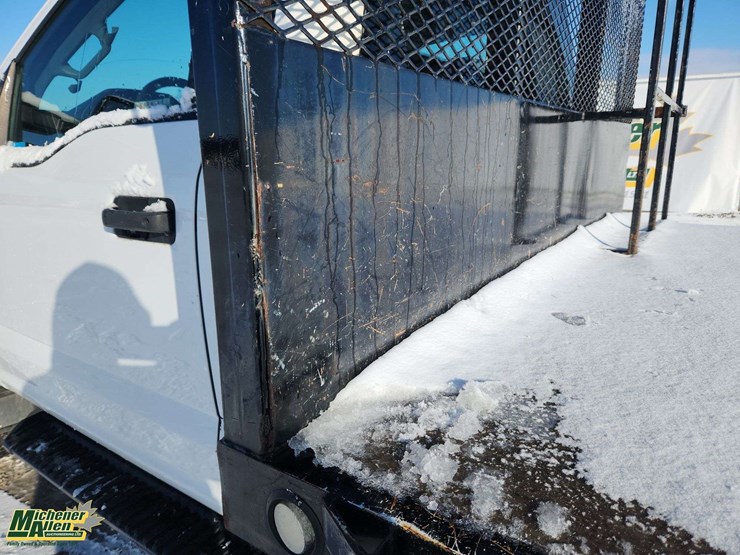 2017-ford-f350-image-38