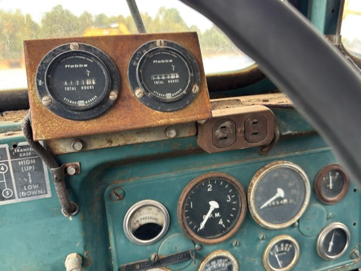 1969-caterpillar-3208-image-20