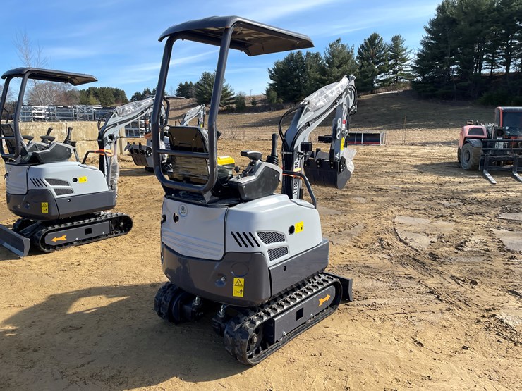 #1034-•-new-ats-me18-mini-excavator-image-5