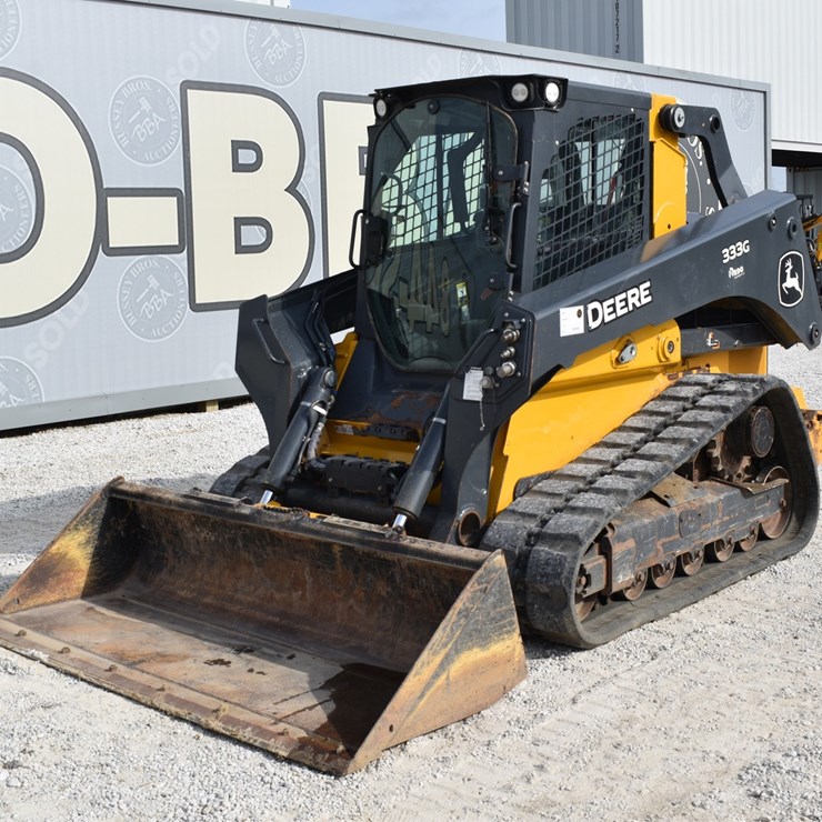 2023 DEERE 333G
