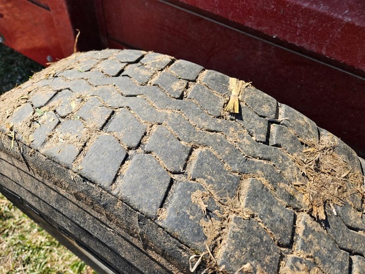 2019-new-holland-195-image-31