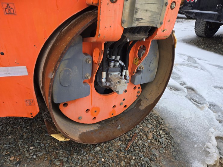 2012-hamm-hd14vv-image-38