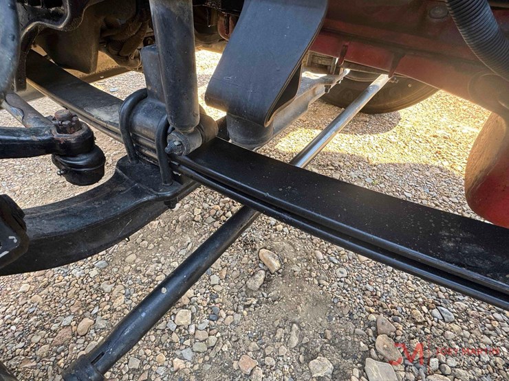 2015-peterbilt-389-image-40