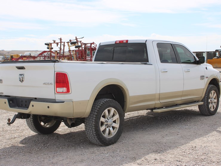 2015-ram-2500-laramie-longhorn-image-8