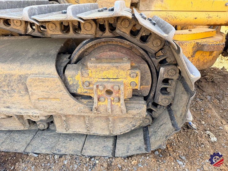 2018-komatsu-d51exi-24-image-8