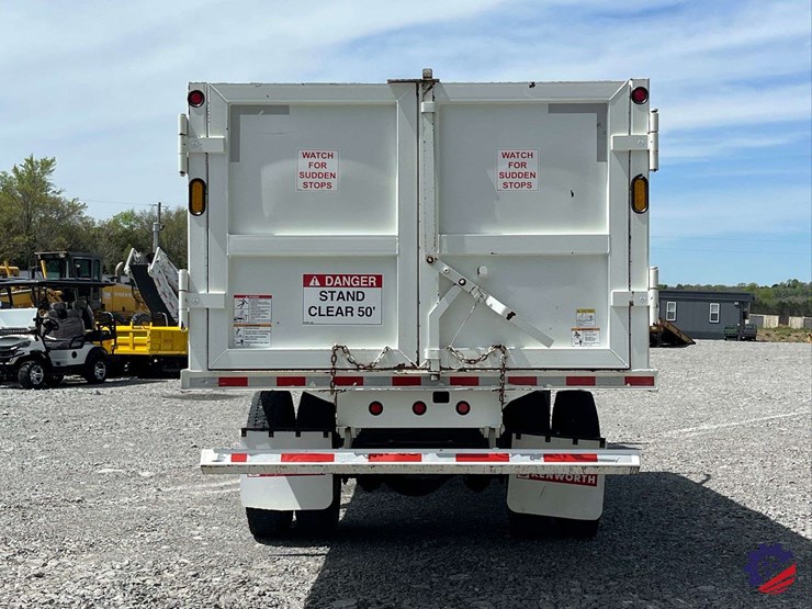 2025-kenworth-t380-image-48