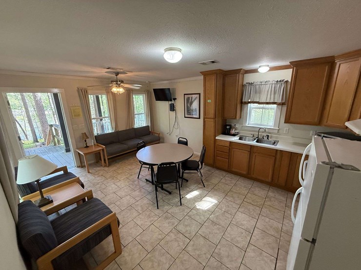 fema-cottage---2008-deer-valley-hb-mobile-home-image-19