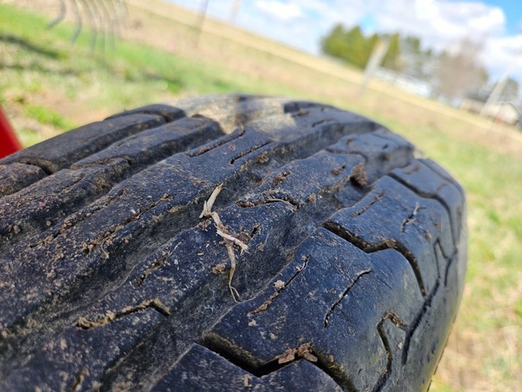 massey-ferguson-12-image-29