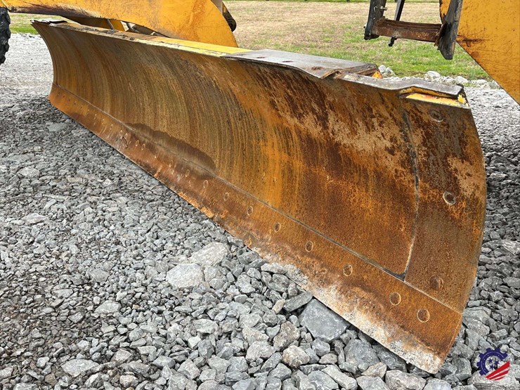 2003-volvo-g710b-image-27