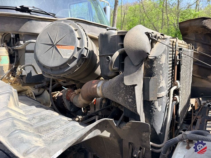 2007-international-7400-image-29