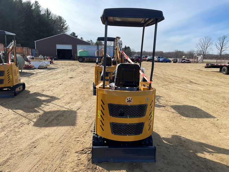 #1035-•-new-ats-rt15r-mini-excavator-image-6